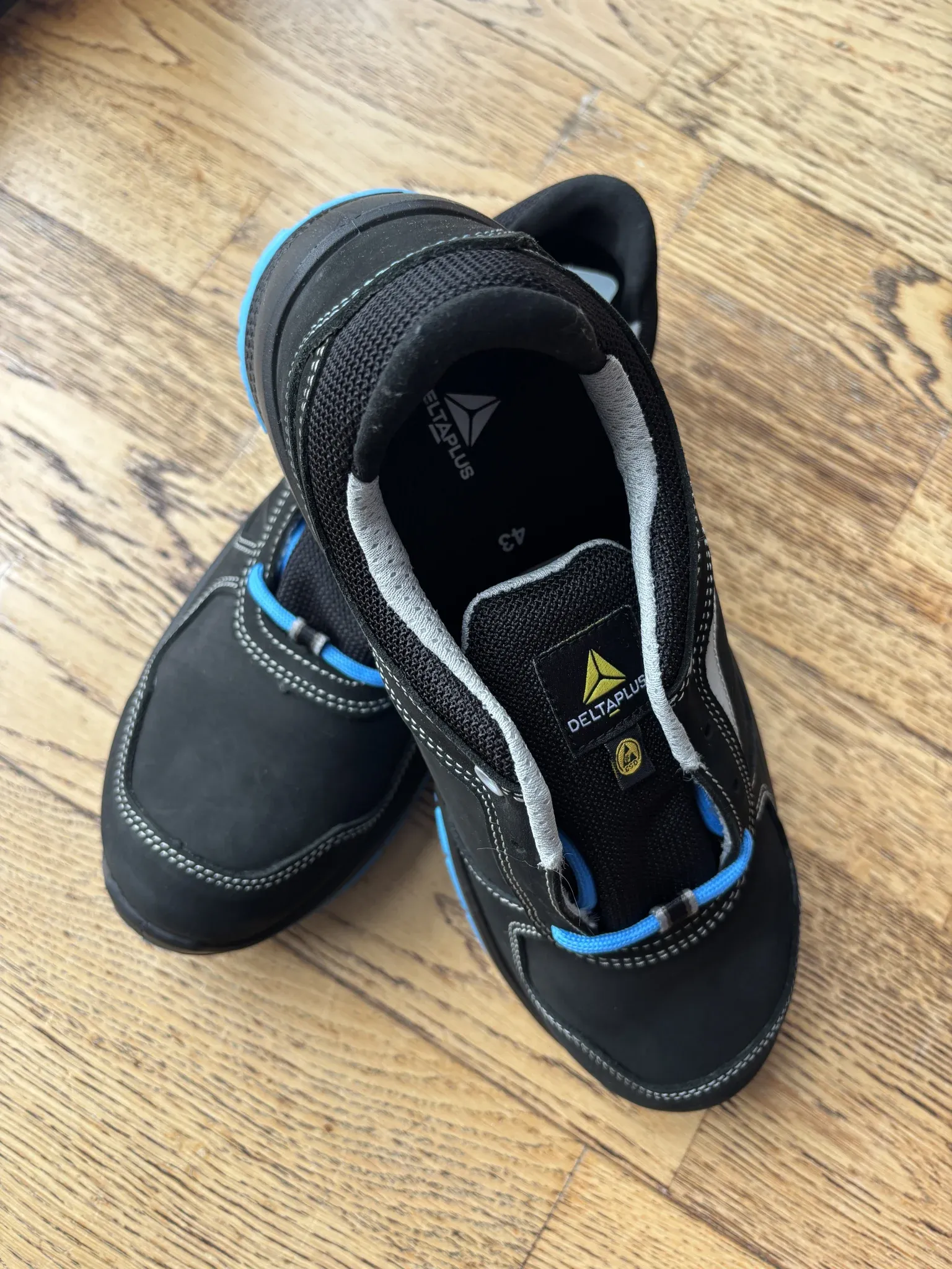 Buty tekstylne