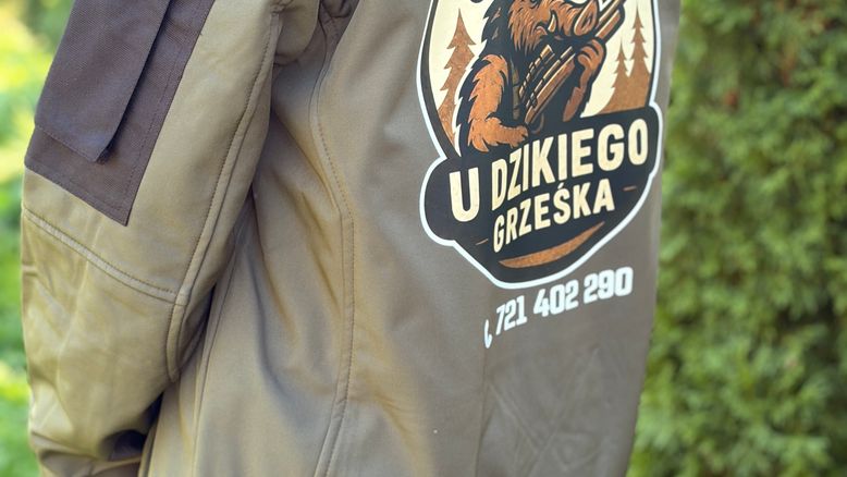 Polar czy bluza robocza - co wybrać dla pracowników? | Łańcut