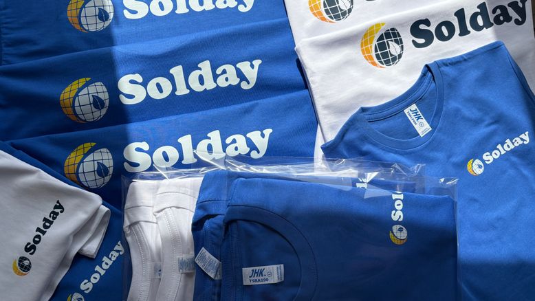 Odzież reklamowa i robocza dla firm z Łańcuta - haft komputerowy i nadruk DTF.