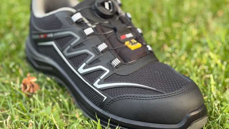 Buty robocze a buty zawodowe - czym różnią się normy O1, O2, S1, S1P, S3 i S7?