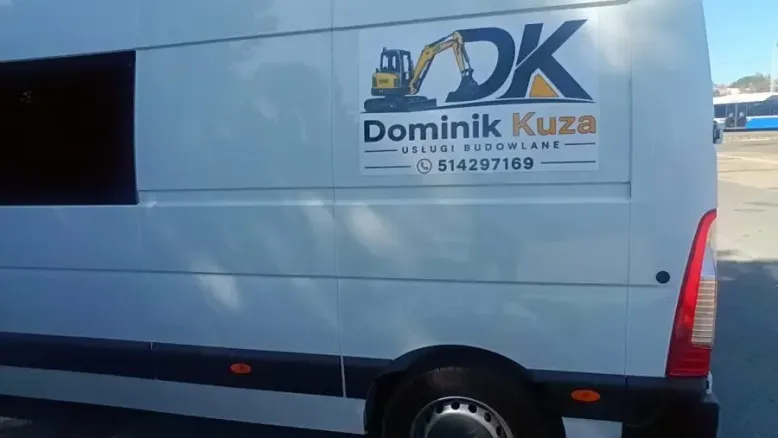 Magnesy reklamowe na samochód