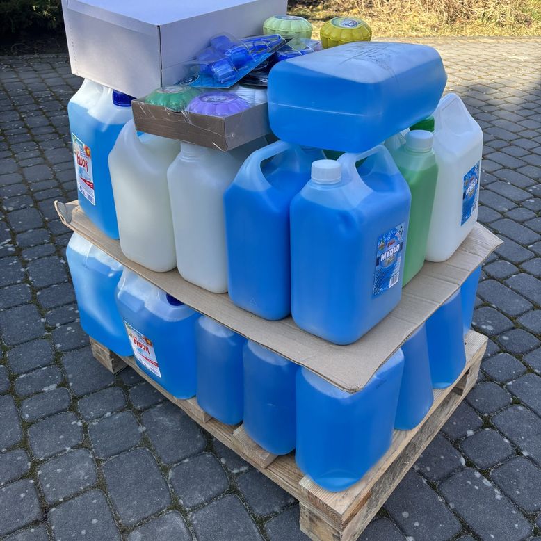 Paleta środków do utrzymania czystości