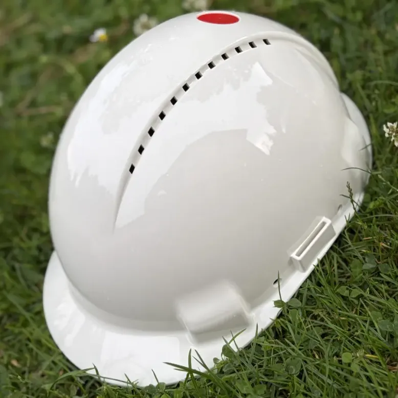 Kask G300.